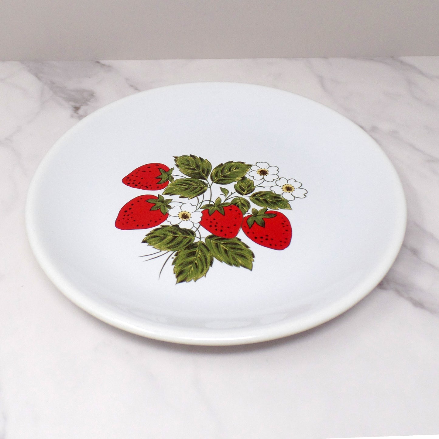 Vintage McCoy Strawberry Country Ceramic Large Dinner Plate, 10 1/2" (1980s)