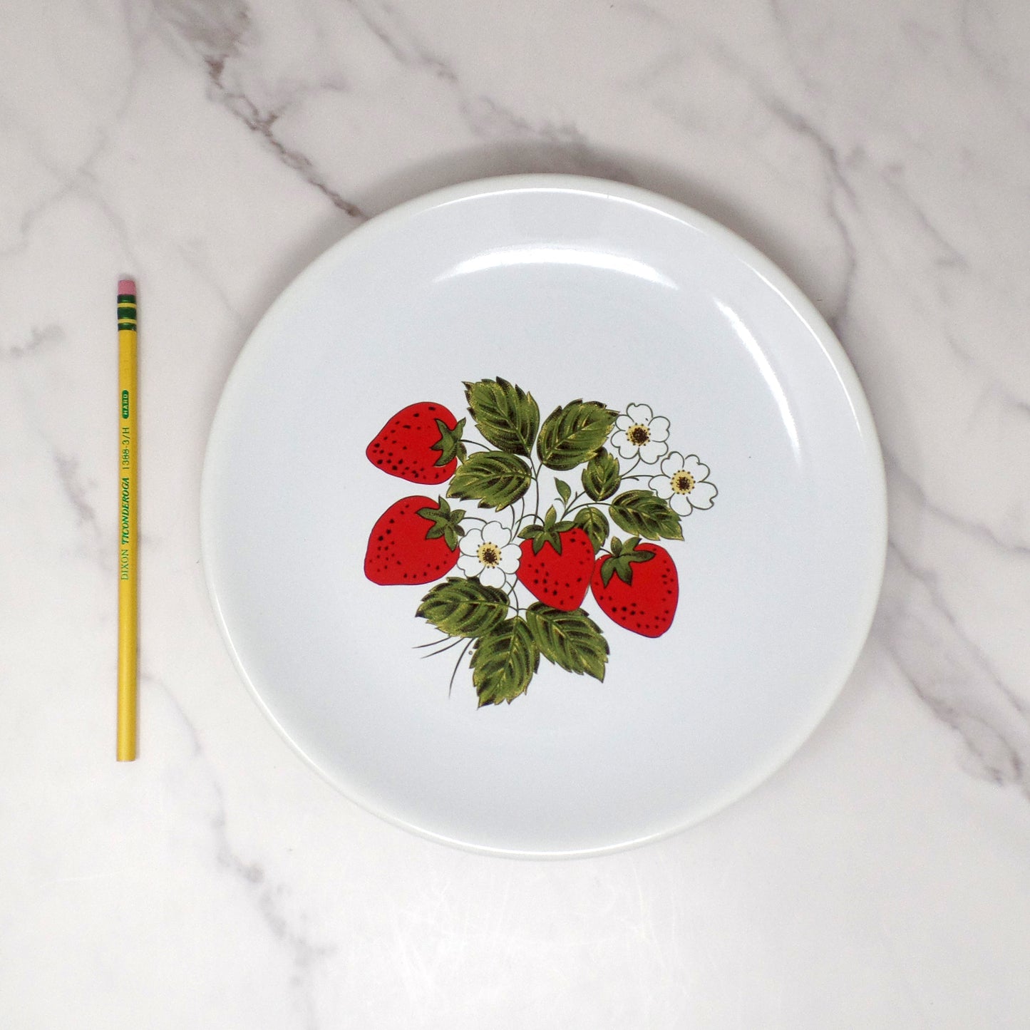 Vintage McCoy Strawberry Country Ceramic Large Dinner Plate, 10 1/2" (1980s)