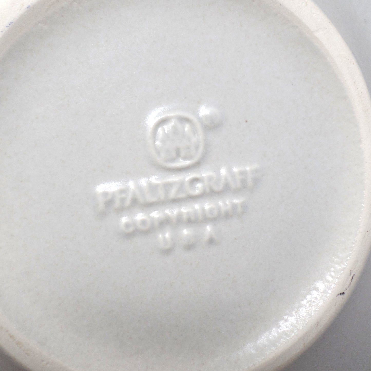 Vintage Ceramic Pfaltzgraff Yorktowne Teddy Bear Child's Plate (1980s-90s)