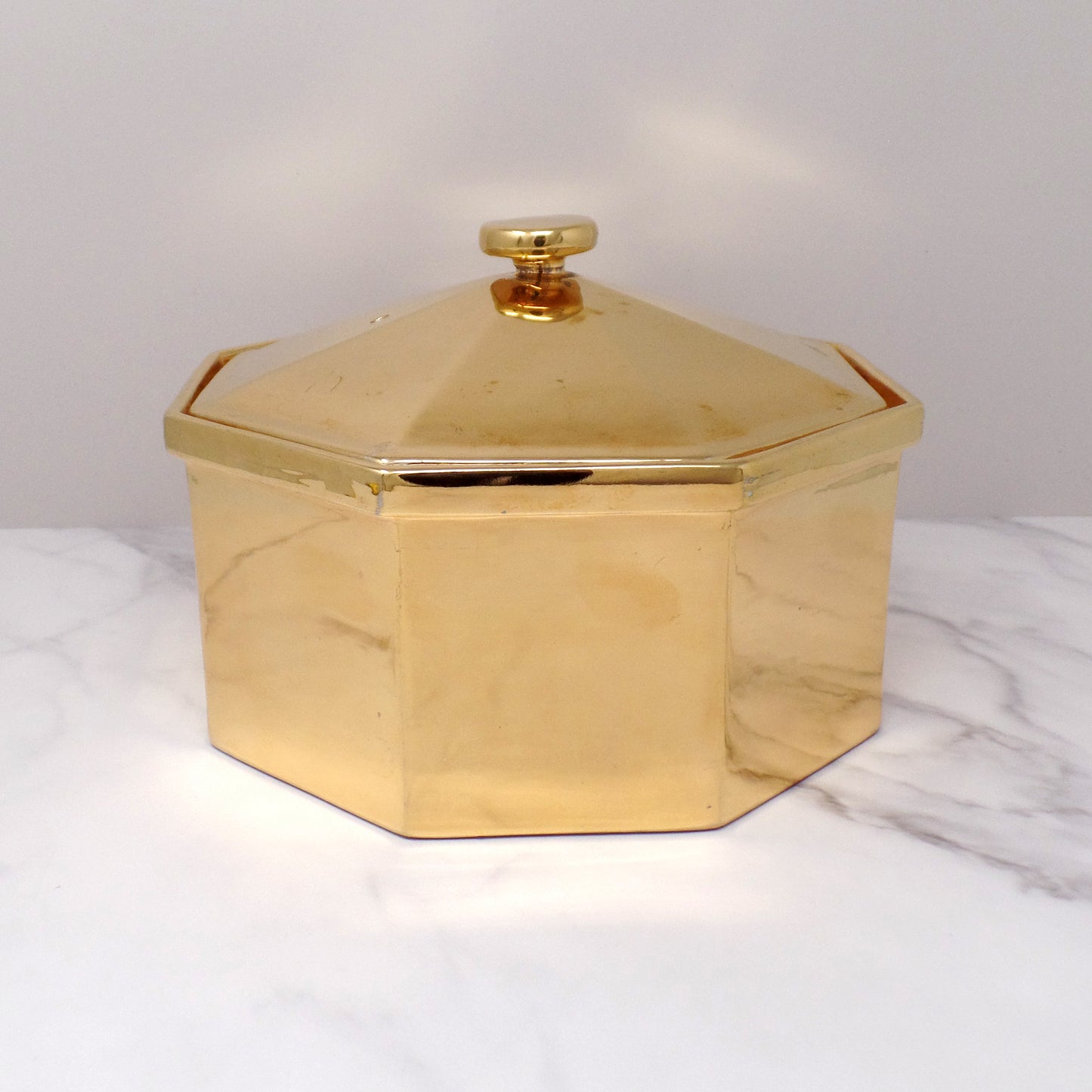 Vintage Hall Golden Glo Octagonal Lidded Casserole Dish, 22 Carat Gold Finish (1960s)
