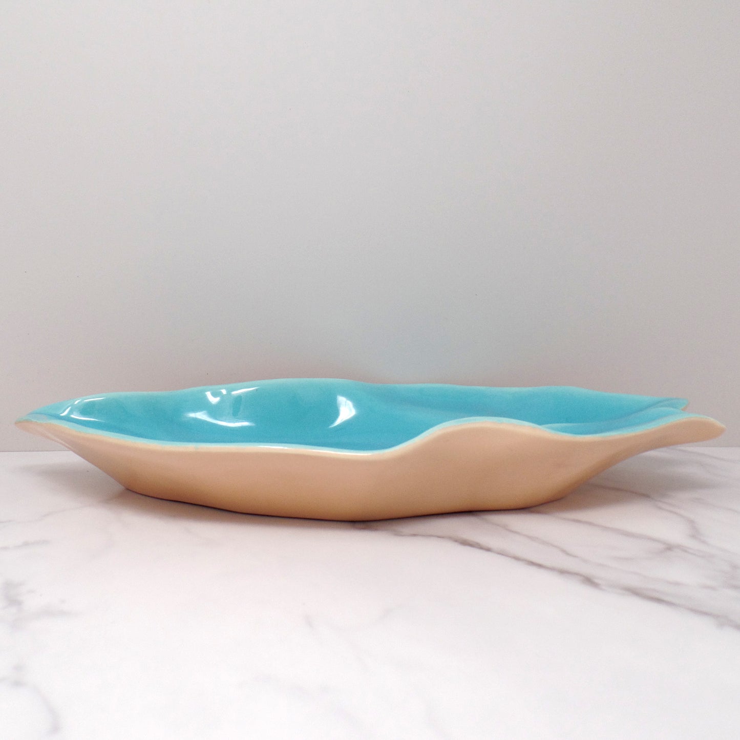 Vintage Catalina Pottery Ceramic Leaf Dish, Turquoise and Mauve (Gladding, McBean period 1937-1942)
