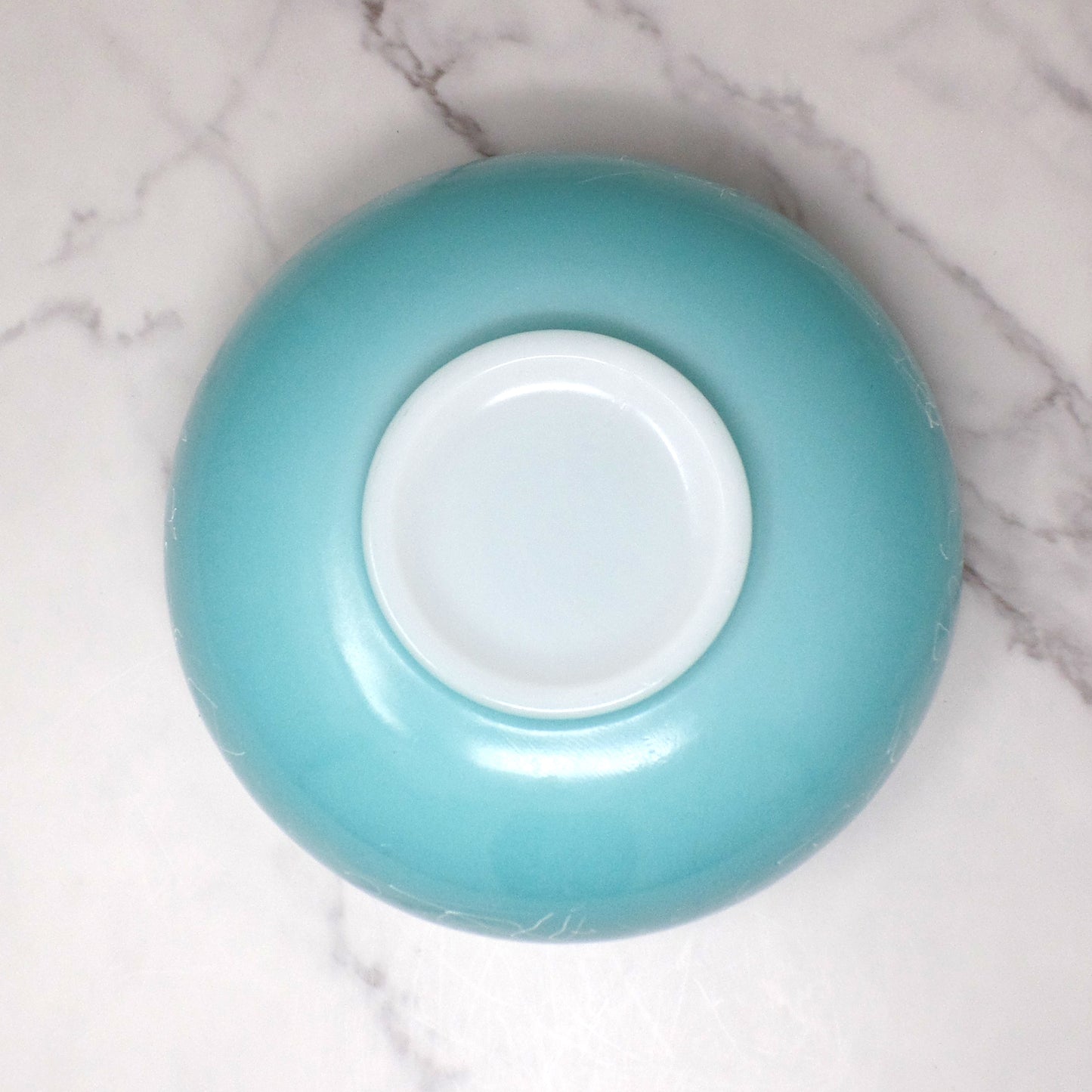 Vintage Hazel Atlas Glass Serving or Mixing Bowl, Turquoise with White “Spaghetti” Drizzle (1950s)