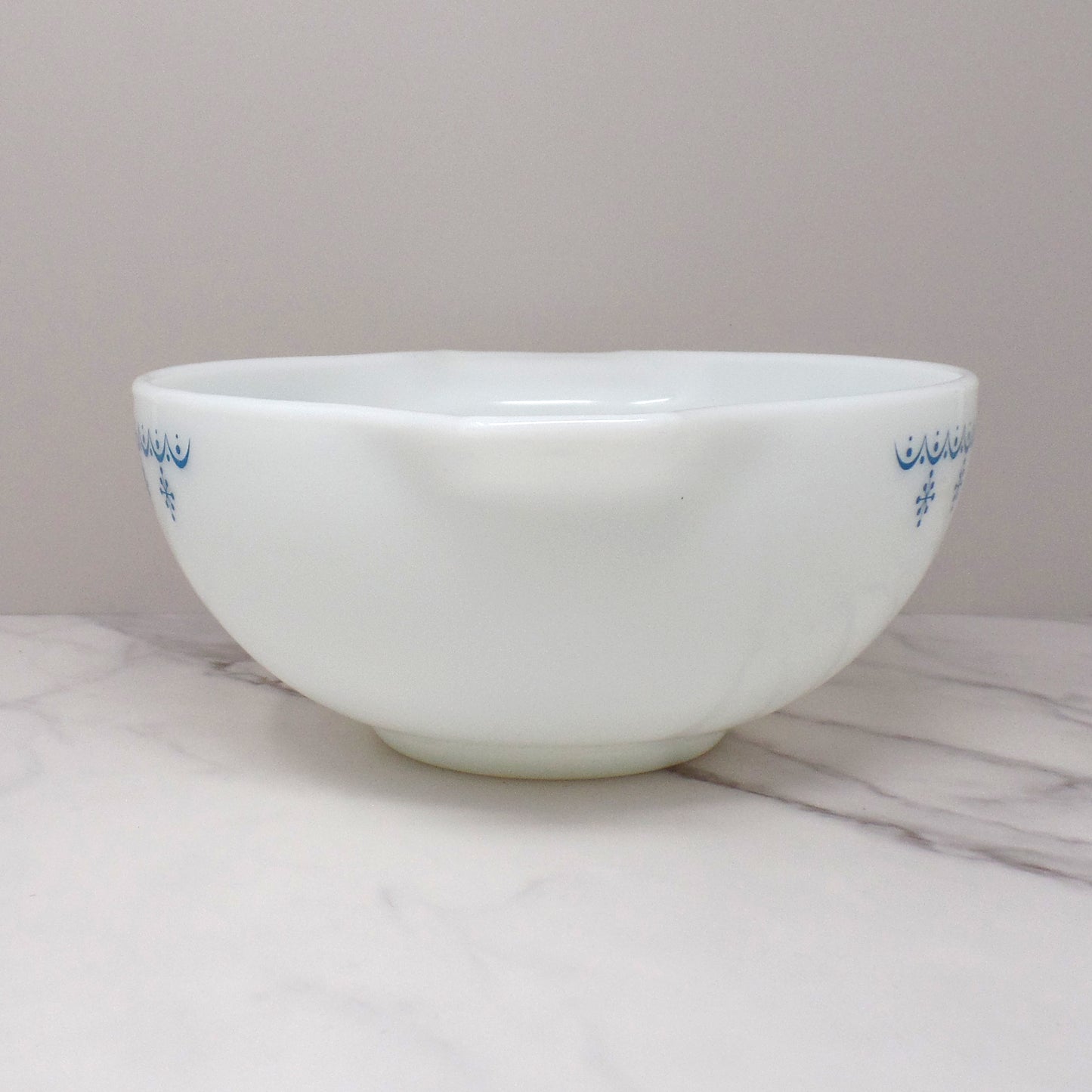 Vintage Pyrex Full Set of Four Cinderella Nesting Mixing Bowls, Snowflake Blue (441, 442, 443, 444) (1950s-1960s)