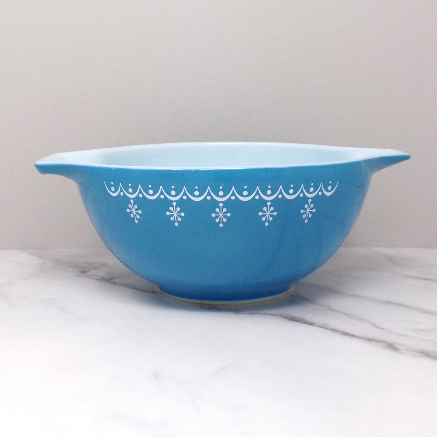 Vintage Pyrex Full Set of Four Cinderella Nesting Mixing Bowls, Snowflake Blue (441, 442, 443, 444) (1950s-1960s)