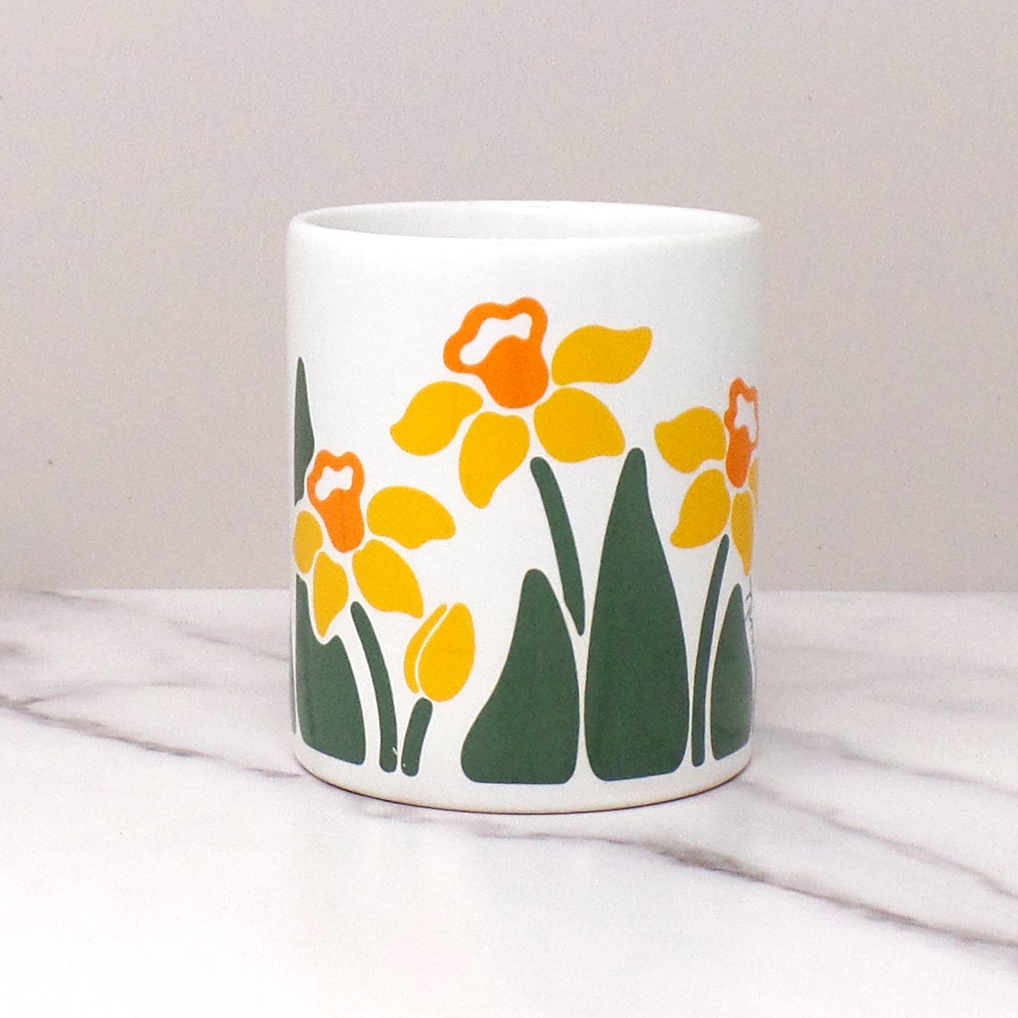 Vintage Nina Daffodil Mug, 12 oz (1983)