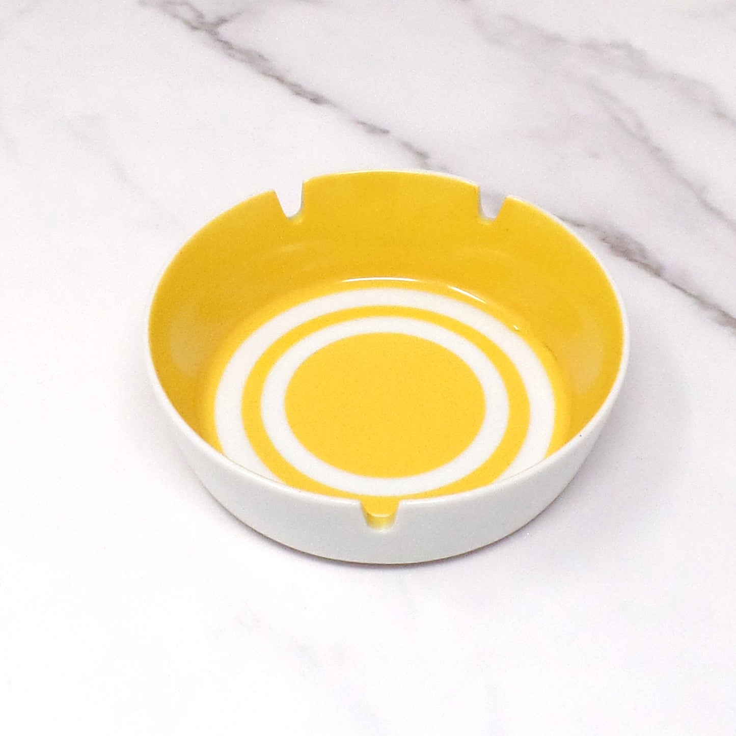 Vintage Ceramic Ashtray - Mod Yellow and White Concentric Circles (1960s)