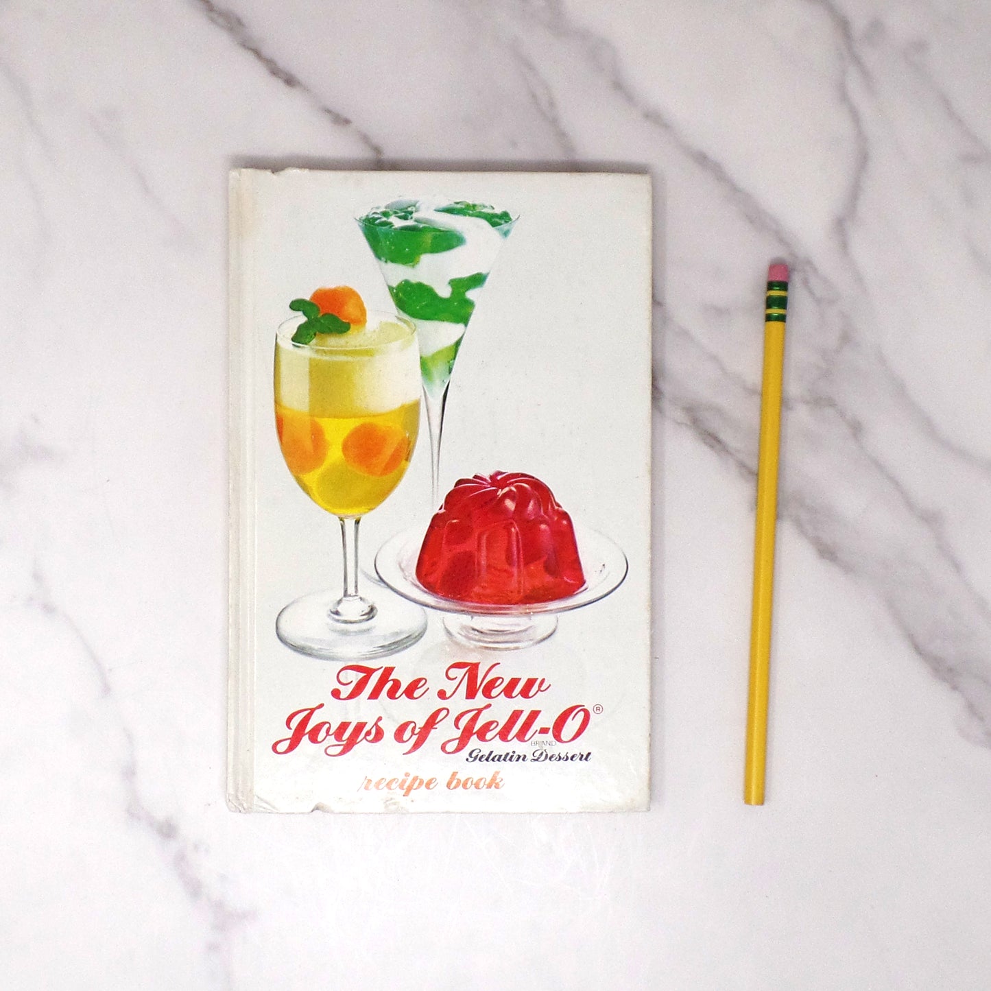 Vintage Cookbook - The New Joys of Jell-O Recipe Book (1975)