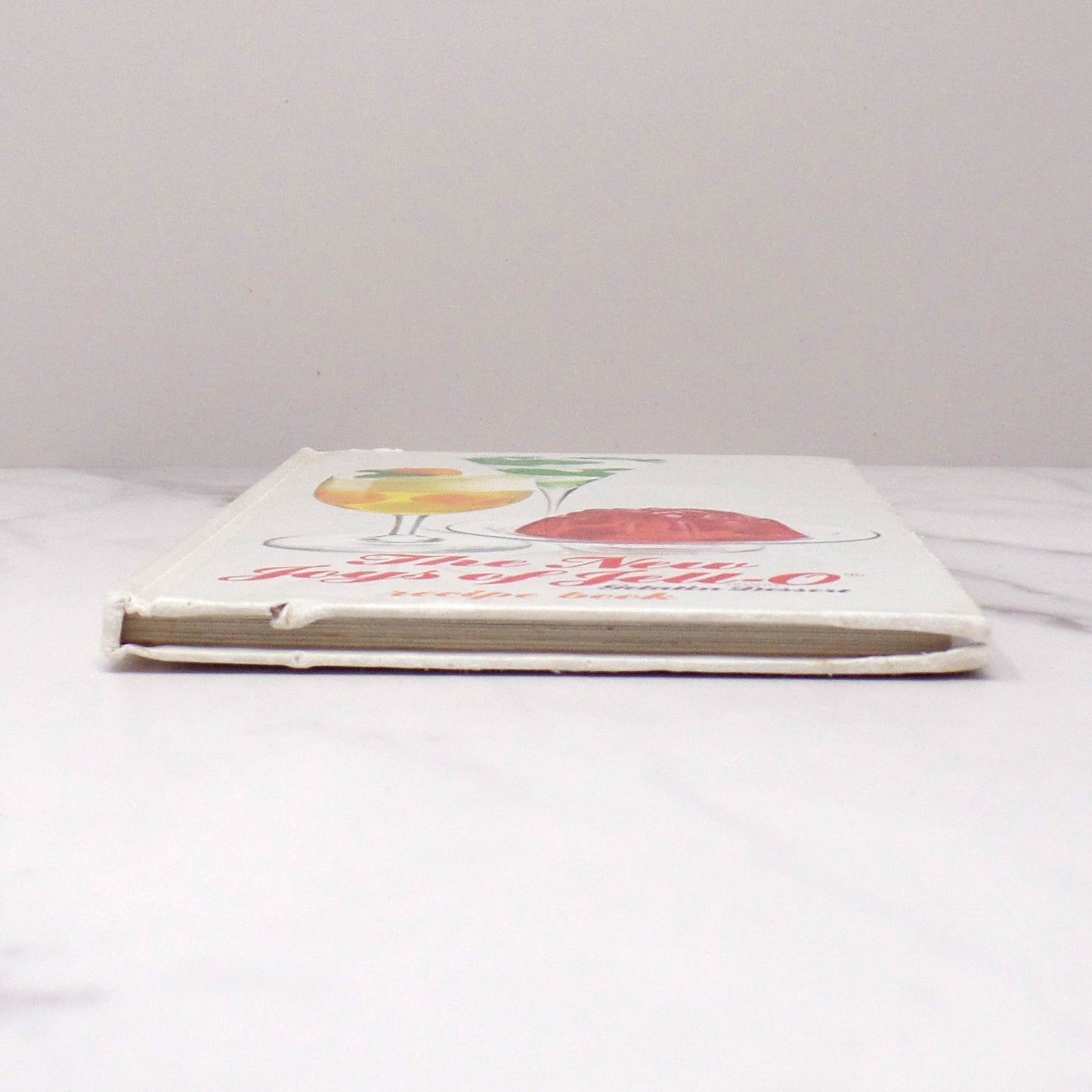 Vintage Cookbook - The New Joys of Jell-O Recipe Book (1975)