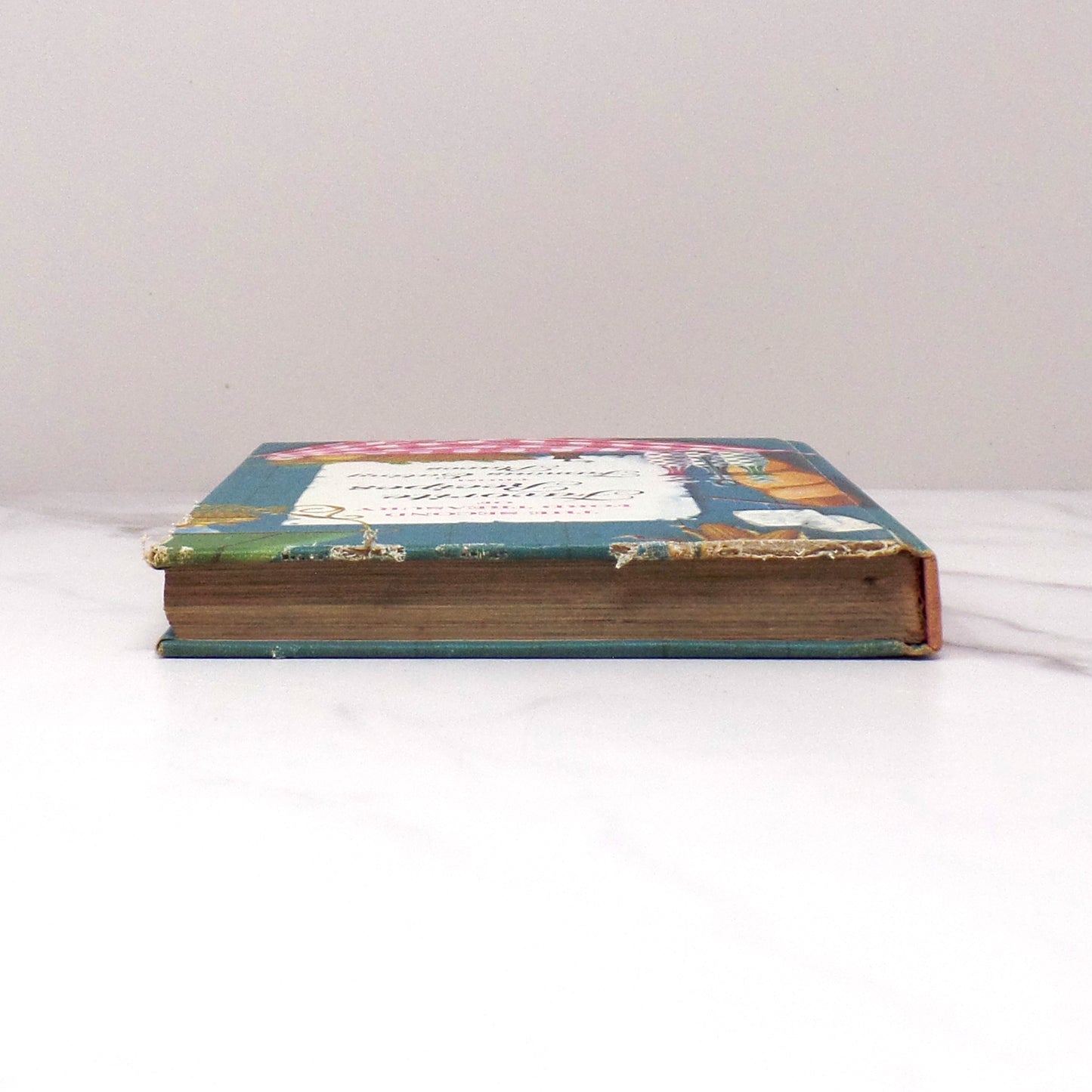 Vintage Cookbook - Ford Treasury of Favorite Recipes from Famous Eating Places (vol 2) (1954)