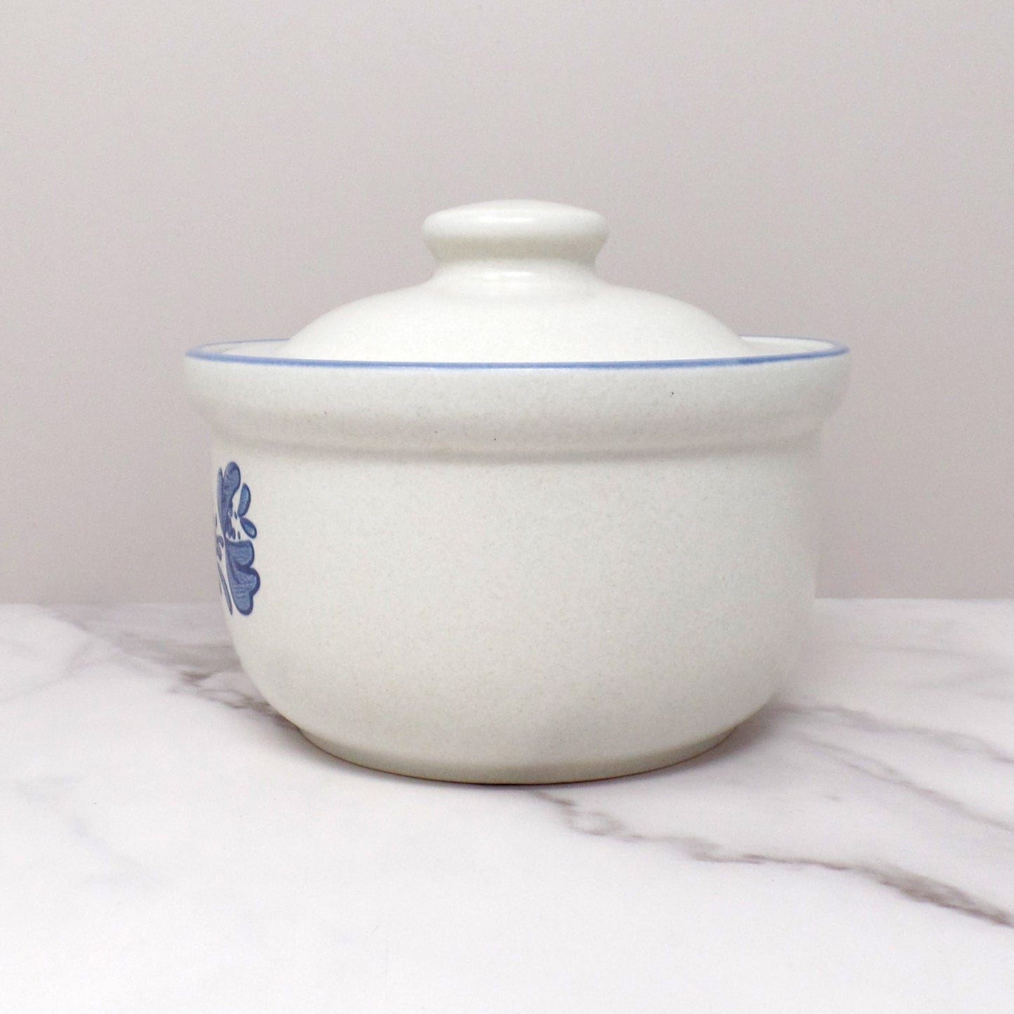 Vintage Ceramic Pfaltzgraff Yorktowne Small Lidded Canister (1980s-90s)