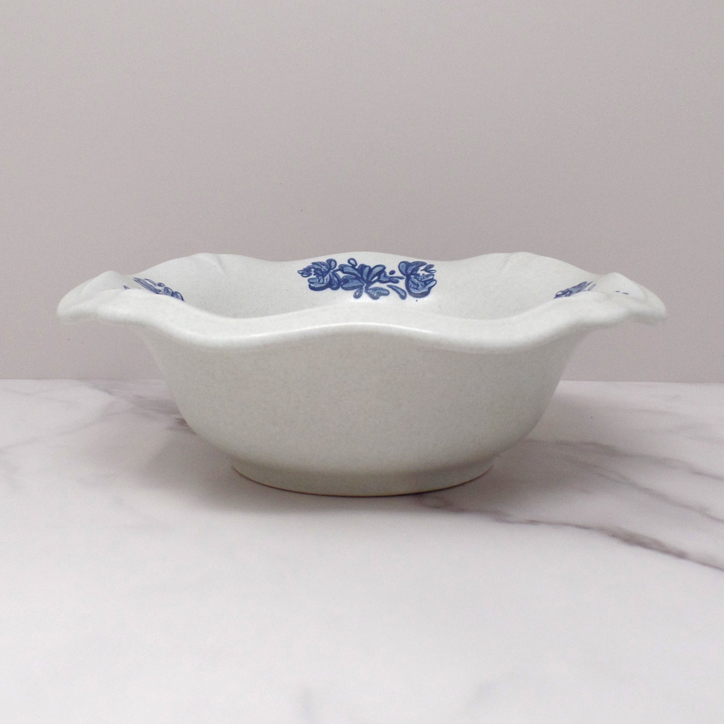 Vintage Ceramic Pfaltzgraff Yorktowne Small Scalloped Edge Serving Bowl (1980s)