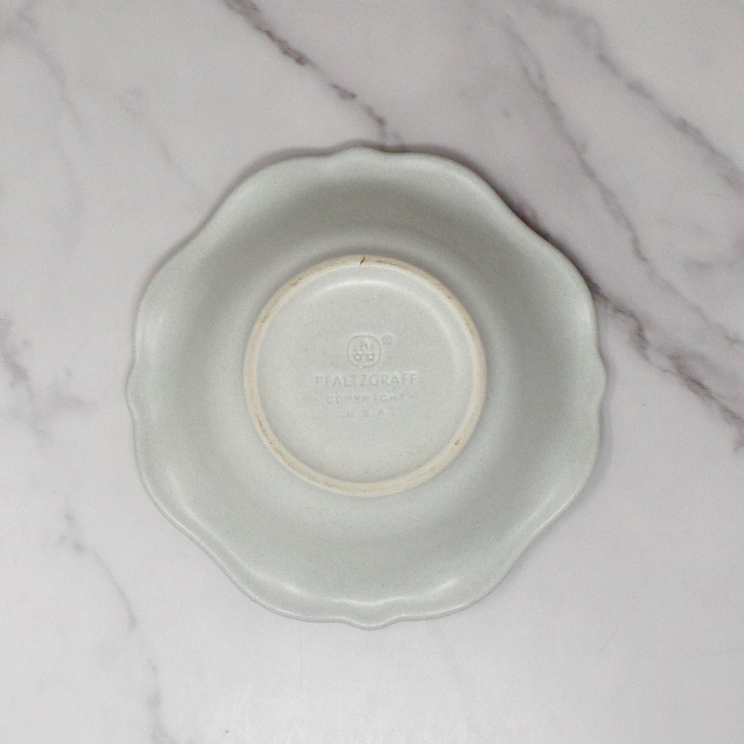 Vintage Ceramic Pfaltzgraff Yorktowne Small Scalloped Edge Serving Bowl (1980s)