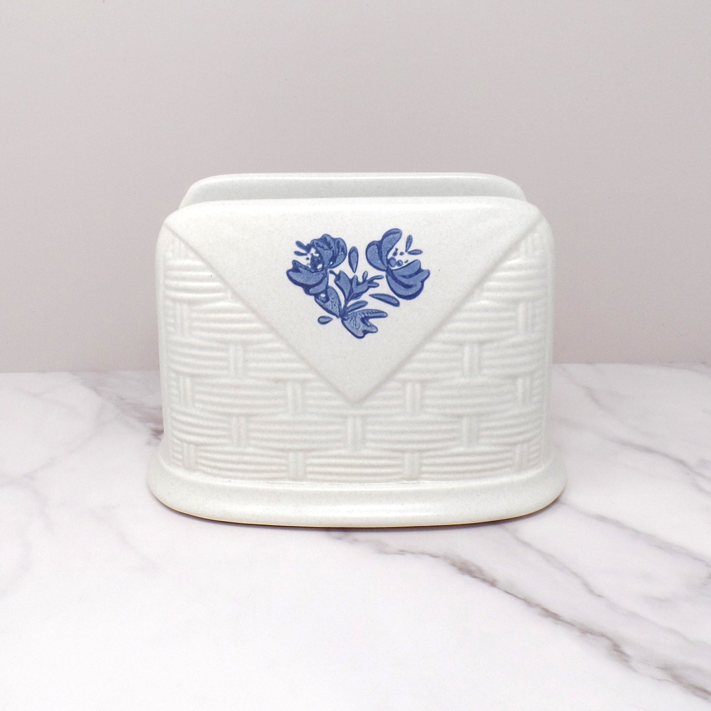 Vintage Ceramic Pfaltzgraff Yorktowne Basketweave Napkin Holder (1980s-90s)