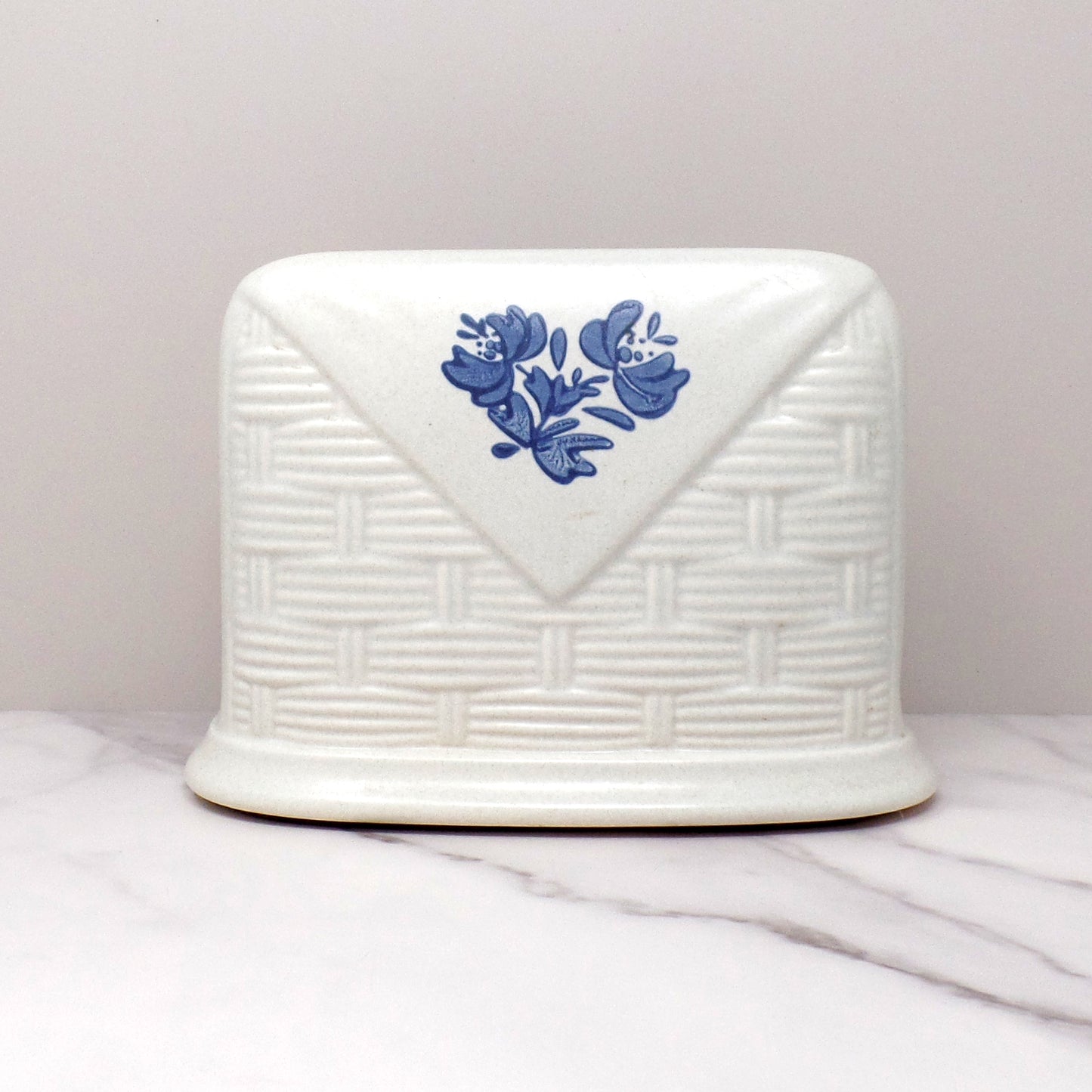 Vintage Ceramic Pfaltzgraff Yorktowne Basketweave Napkin Holder (1980s-90s)