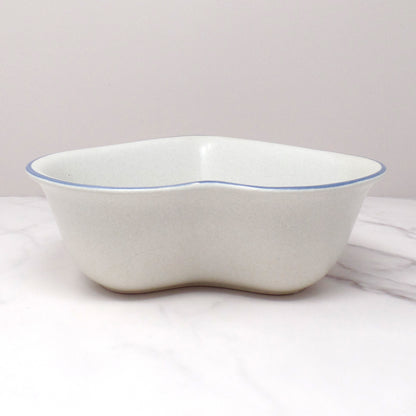 Vintage Ceramic Pfaltzgraff Yorktowne 8" Heart Bowl (1980s-90s)