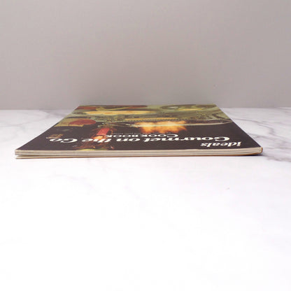 Vintage Cookbook, Gourmet on the Go (1974)