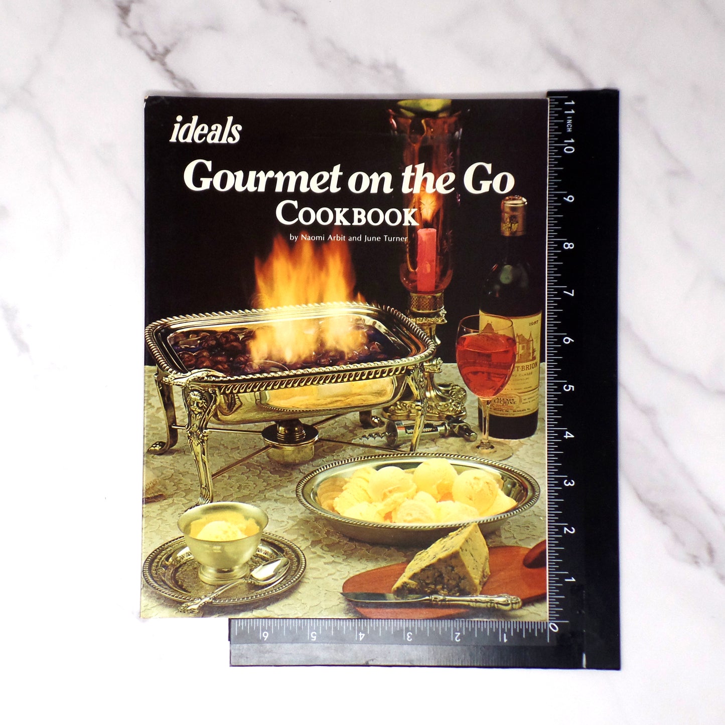 Vintage Cookbook, Gourmet on the Go (1974)