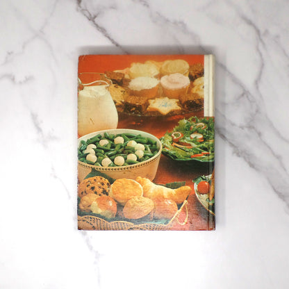 Vintage Food for Modern Living Textbook, Lippincott (1967)