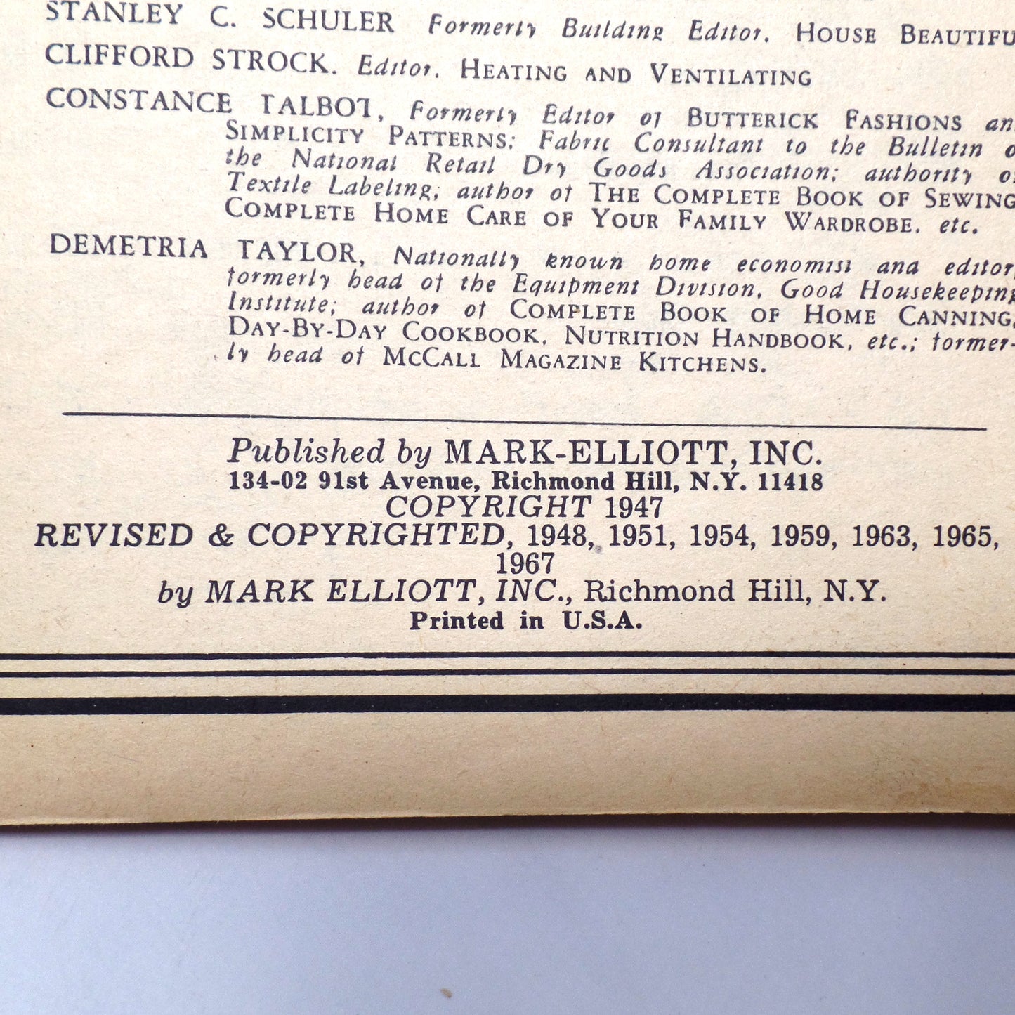 Vintage Booklet, 1003 Household Hints and Work Savers (1967)