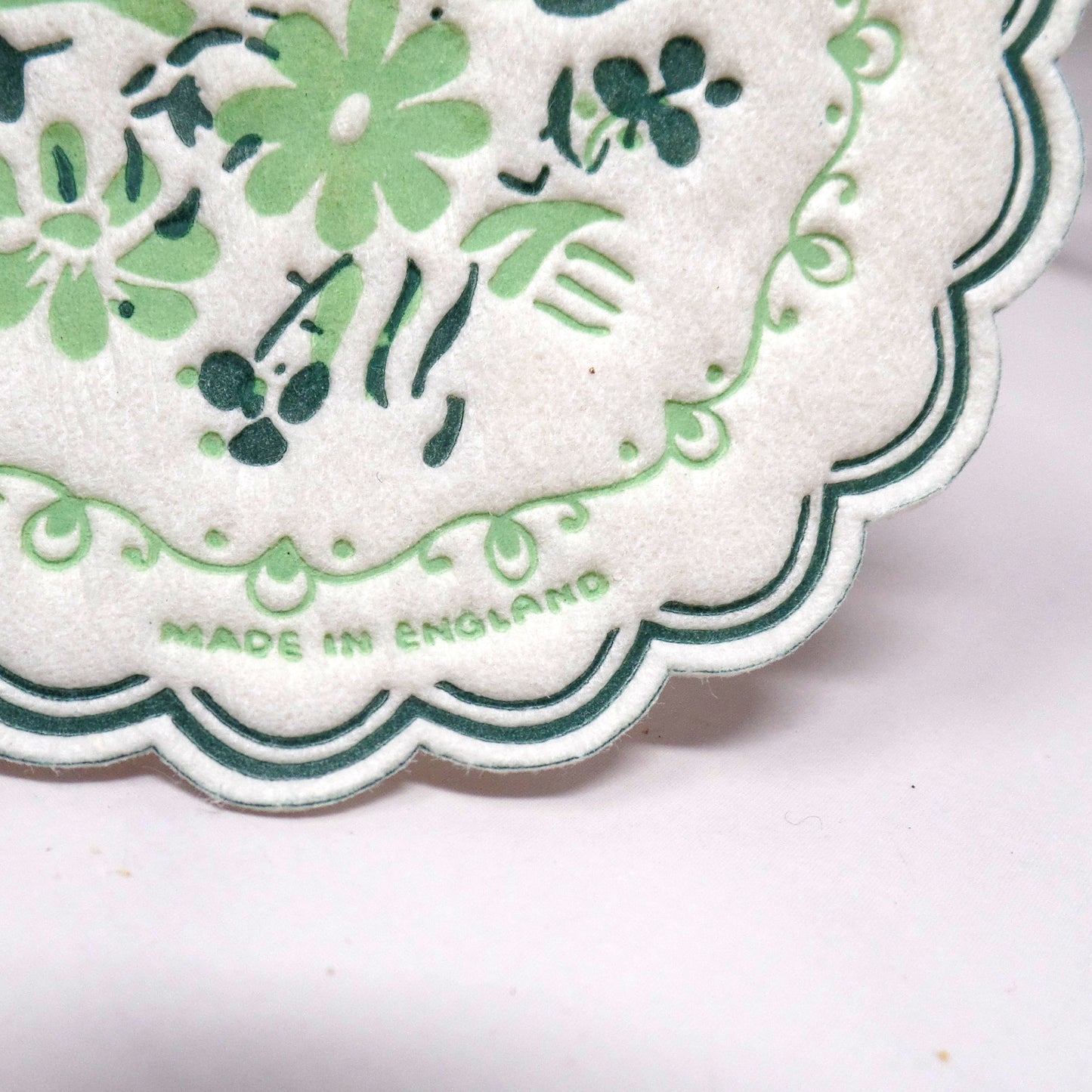 Vintage English Paper Coasters with Green Flowers, set of 15 (1950s)