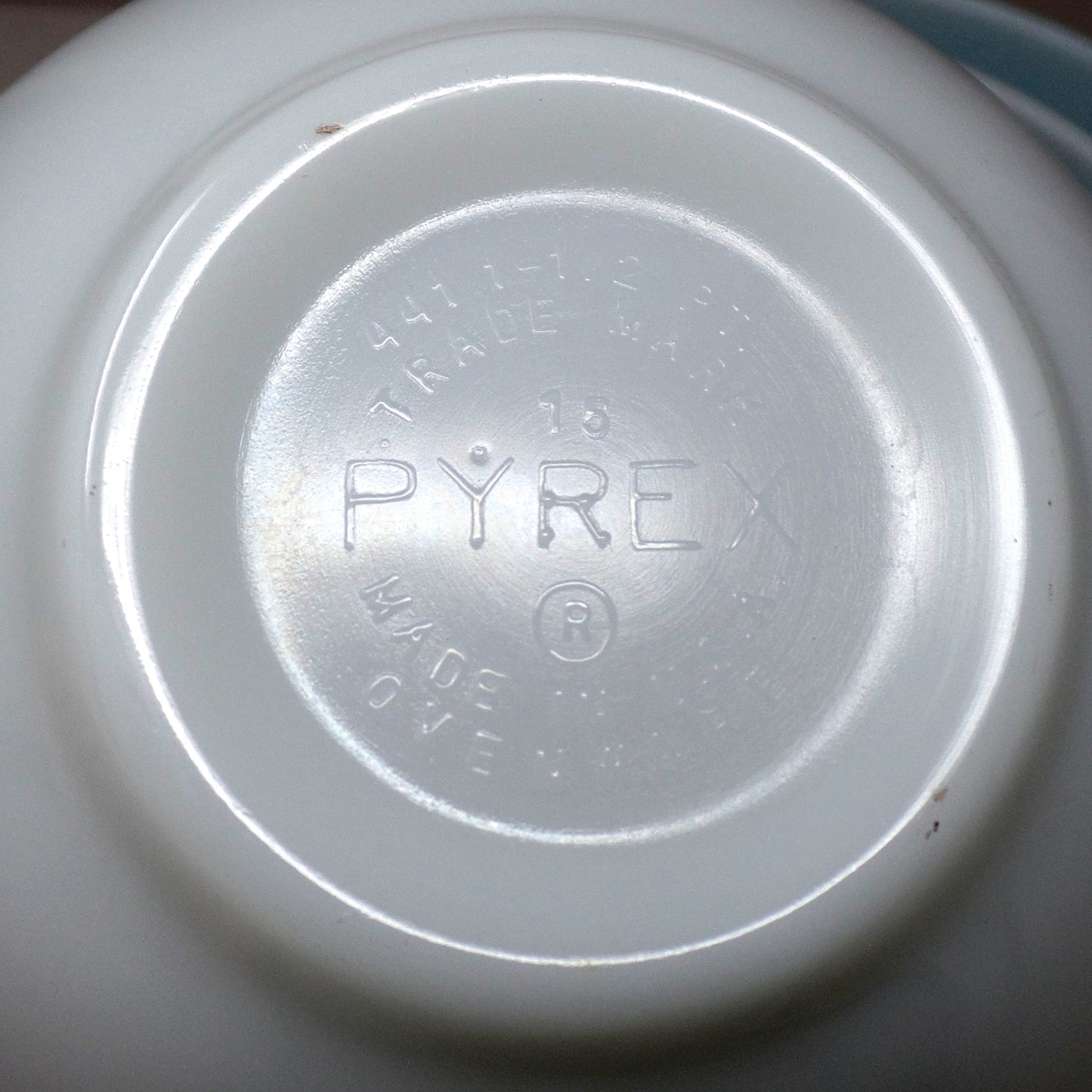 Vintage Pyrex Full Set of Four Cinderella Nesting Mixing Bowls, Snowflake Blue (441, 442, 443, 444) (1950s-1960s)