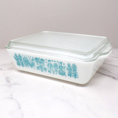 Vintage Pyrex 1 1/2 Qt Refrigerator Dish (503) with Lid, Butterprint (1957-68)