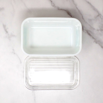 Vintage Pyrex 1 1/2 Pint Refrigerator Dish (502) with Lid, Butterprint (1957-68)
