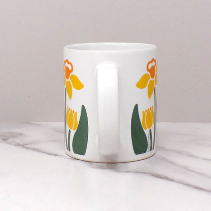 Vintage Nina Daffodil Mug, 12 oz (1983)