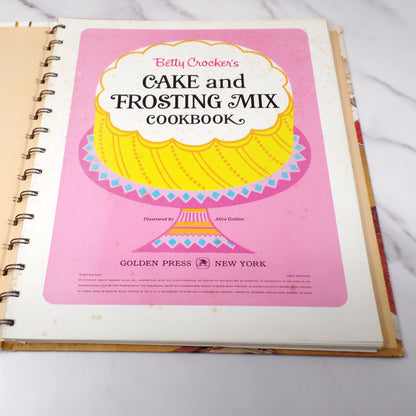 Vintage Betty Crocker's Cake and Frosting Mix Cookbook, 1st Ed - 1st Printing (1966)