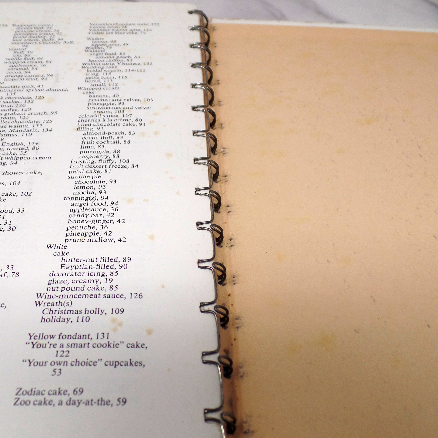 Vintage Betty Crocker's Cake and Frosting Mix Cookbook, 1st Ed - 1st Printing (1966)