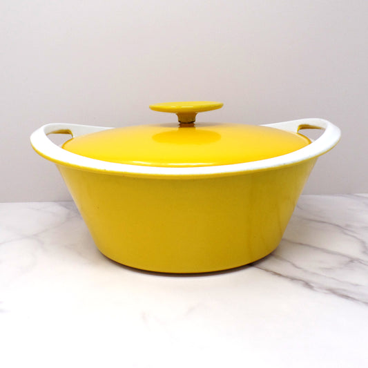 Vintage NACCO Denmark Enameled Cast Iron Dutch Oven with Rack and Lid, Yellow & White (1960s)