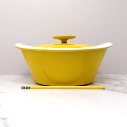Vintage NACCO Denmark Enameled Cast Iron Dutch Oven with Rack and Lid, Yellow & White (1960s)