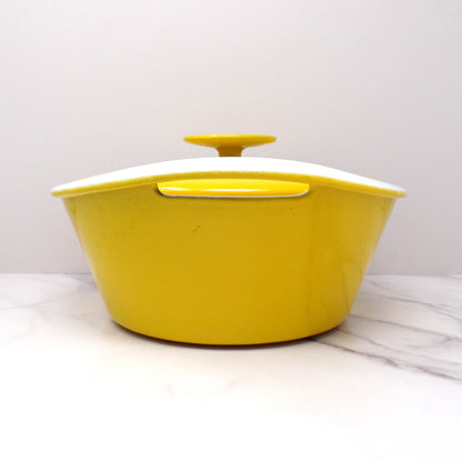 Vintage NACCO Denmark Enameled Cast Iron Dutch Oven with Rack and Lid, Yellow & White (1960s)