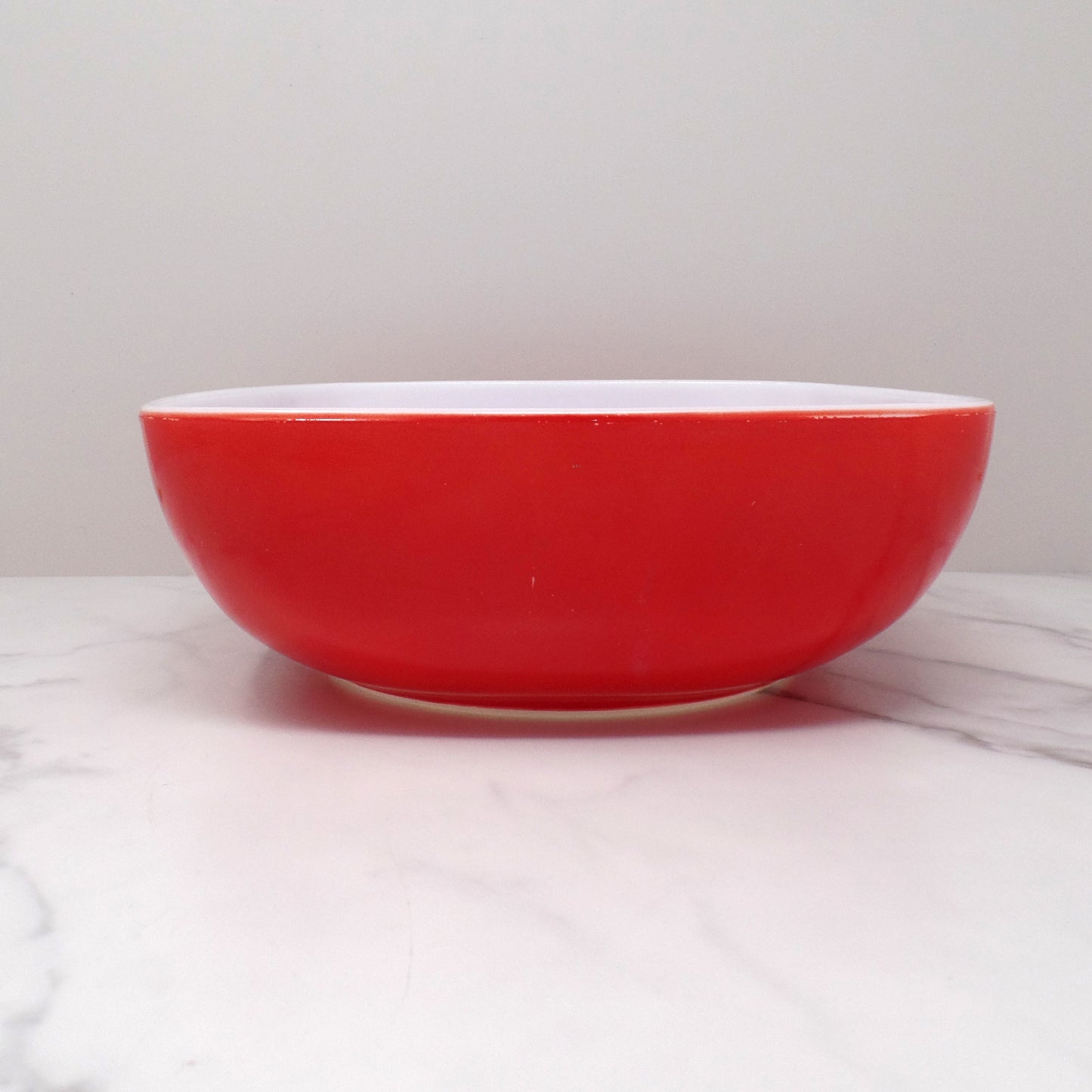 Vintage Pyrex 525B-035, 2 1/2 Qt Square Hostess Bowl, Red (1949-59)