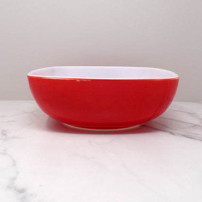 Vintage Pyrex 525B-035, 2 1/2 Qt Square Hostess Bowl, Red (1949-59)