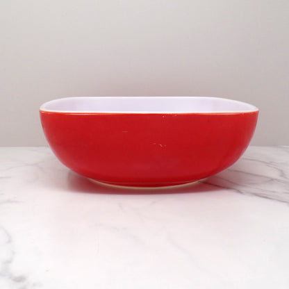 Vintage Pyrex 525B-035, 2 1/2 Qt Square Hostess Bowl, Red (1949-59)
