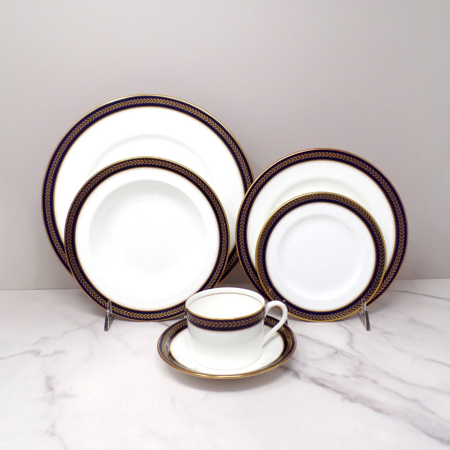 Vintage Coalport Bone China Blue Wheat 6 piece Place Setting (1972-93)