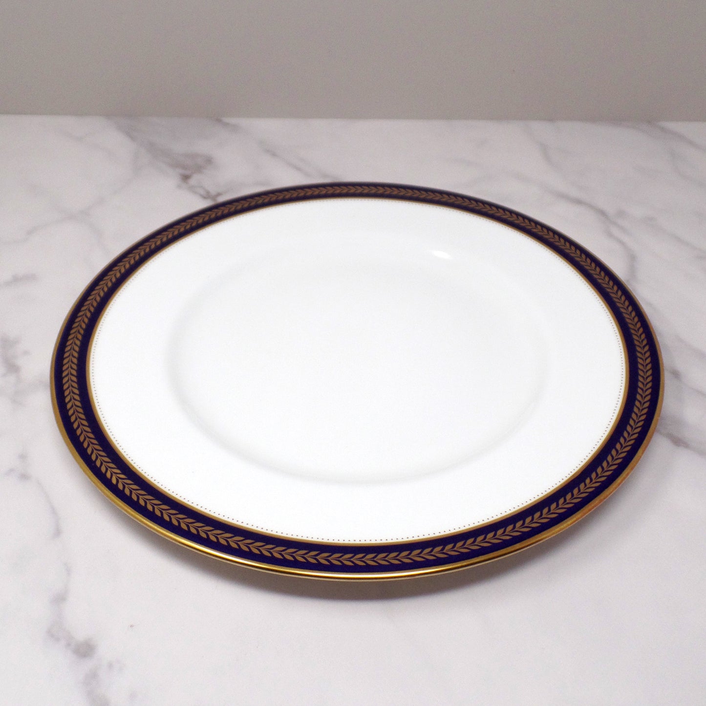 Vintage Coalport Bone China Blue Wheat Dinner Plate (1972-93)