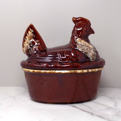 Vintage Hall Ceramic Hen on Nest Covered Casserole Dish, House ’n Garden Mirror Brown / Brown Drip (1960s)