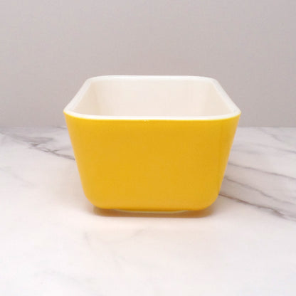 Vintage Pyrex 1 1/2 Pint (502) Refrigerator Dish, No Lid - Yellow (1960s)