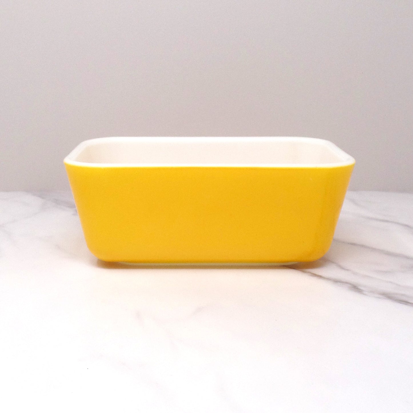 Vintage Pyrex 1 1/2 Pint (502) Refrigerator Dish, No Lid - Yellow (1960s)