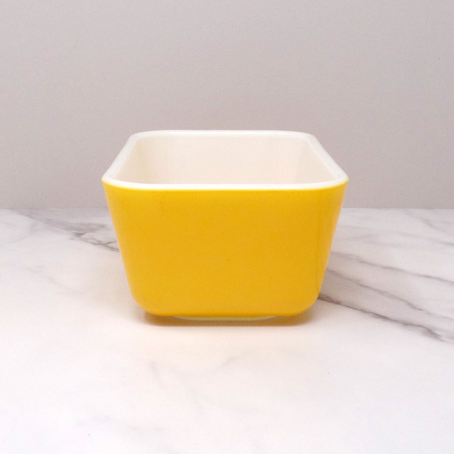 Vintage Pyrex 1 1/2 Pint (502) Refrigerator Dish, No Lid - Yellow (1960s)