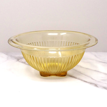 Vintage Federal Glass 1 Qt Ribbed Mixing Bowl with Rolled Rim - Amber (1940s)