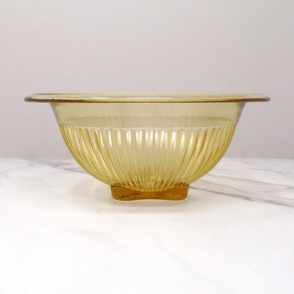 Vintage Federal Glass 1 Qt Ribbed Mixing Bowl with Rolled Rim - Amber (1940s)